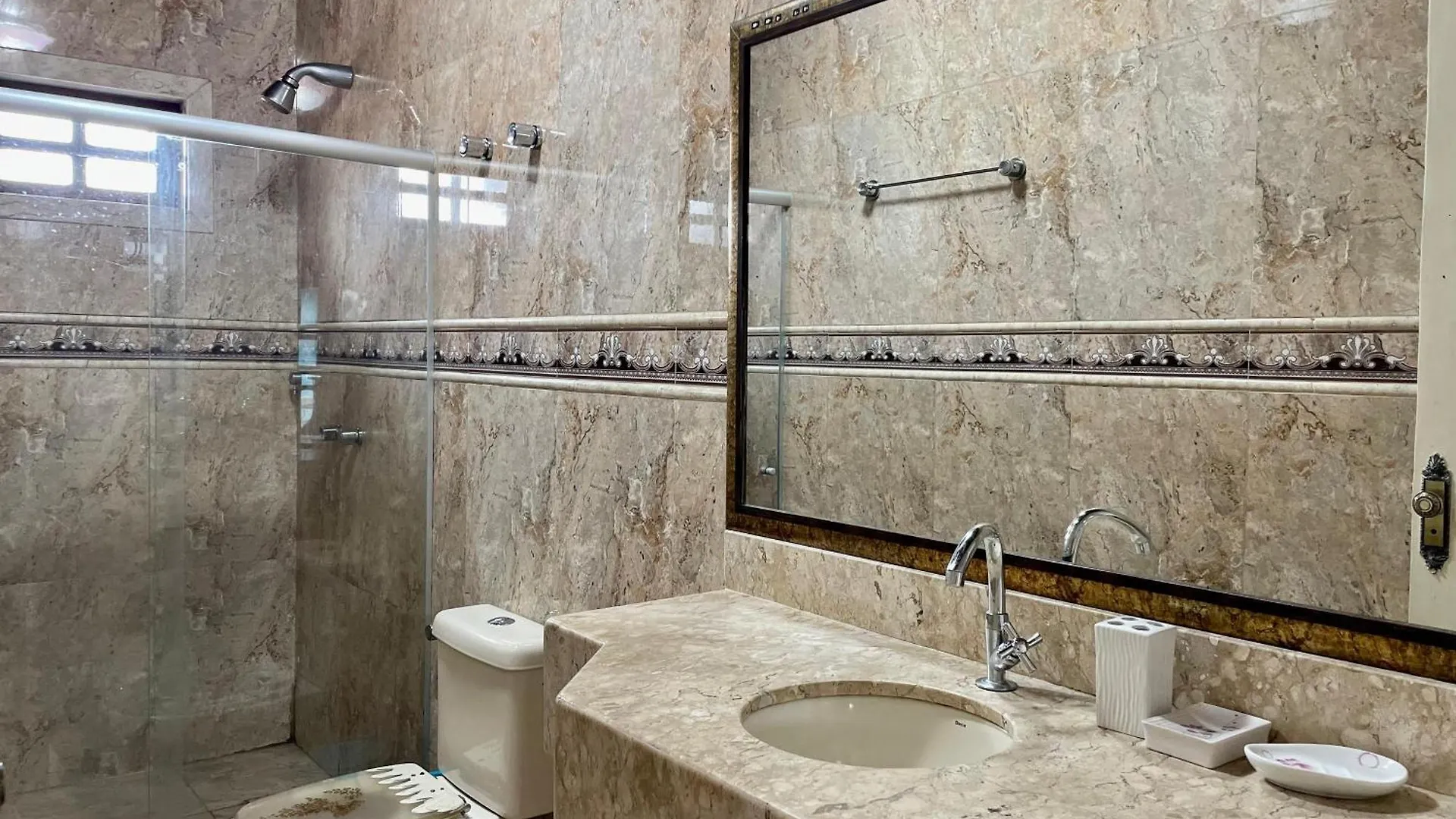Homestay Pousada Casa Branca Brasil - 100 M Da Passarela Do Alcool Porto Seguro