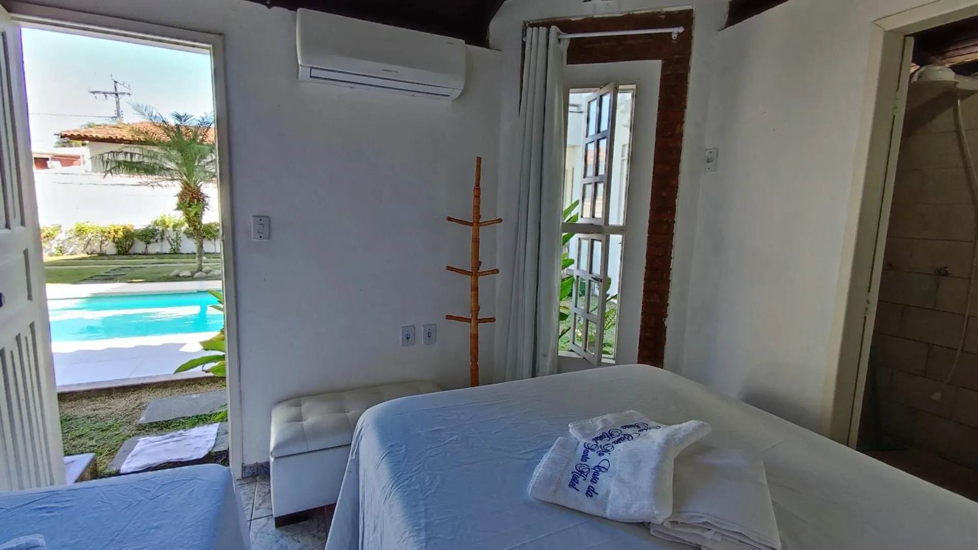 Pousada Casa Branca Brasil - 100 M Da Passarela Do Alcool Porto Seguro Homestay